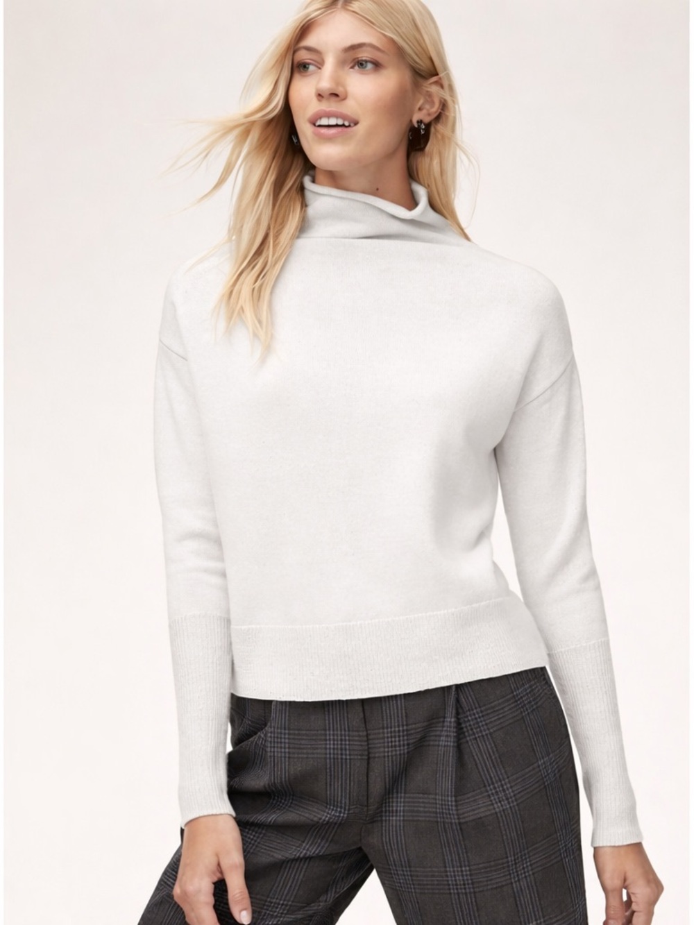 Wilfred Ivory Turtleneck Sweater